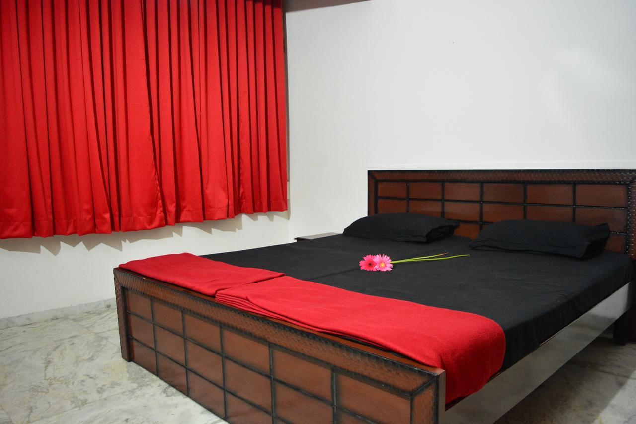Social Rehab Downtown Pansiyon Bangalore Dış mekan fotoğraf