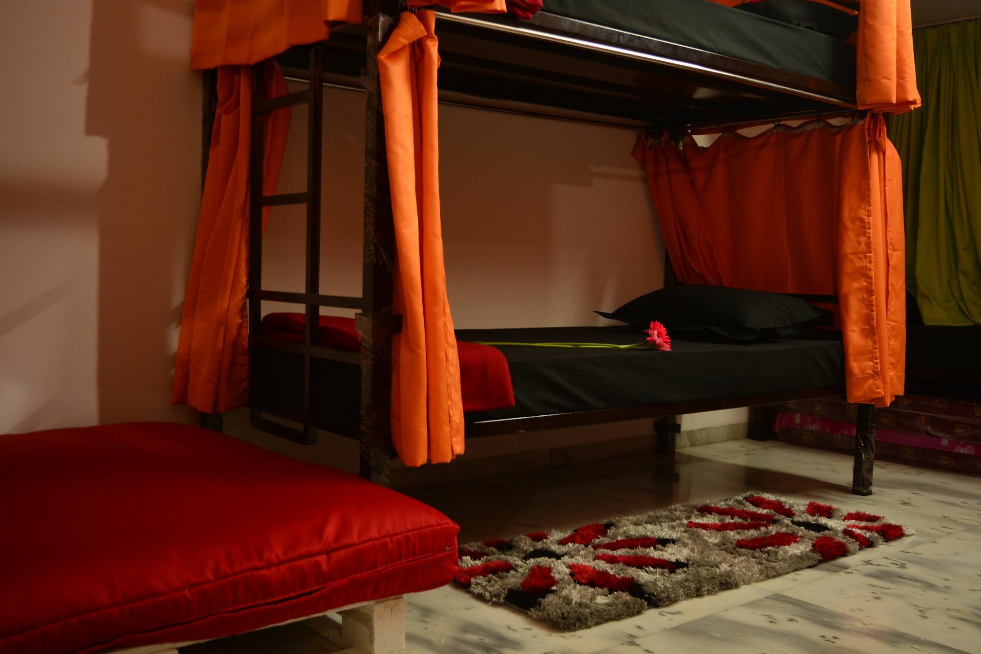 Social Rehab Downtown Pansiyon Bangalore Dış mekan fotoğraf