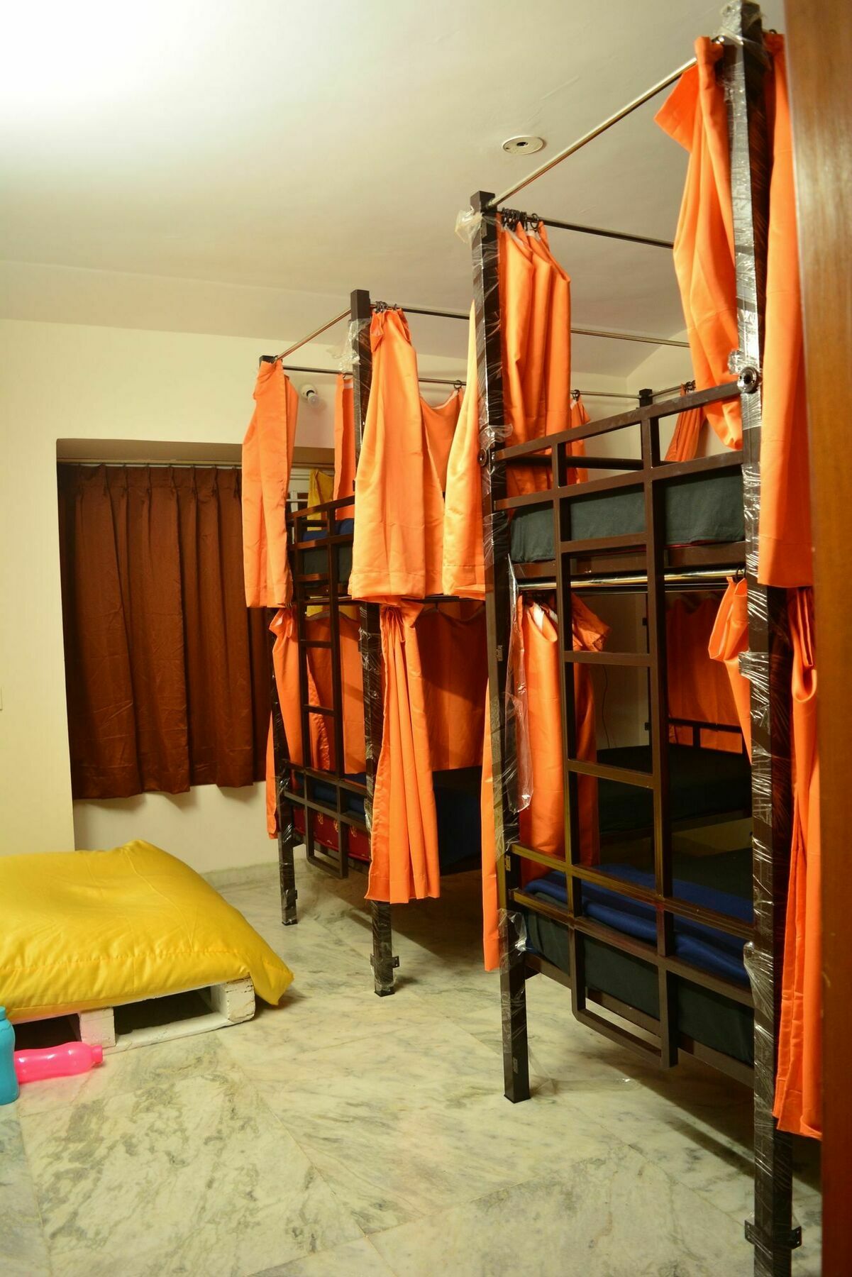 Social Rehab Downtown Pansiyon Bangalore Dış mekan fotoğraf